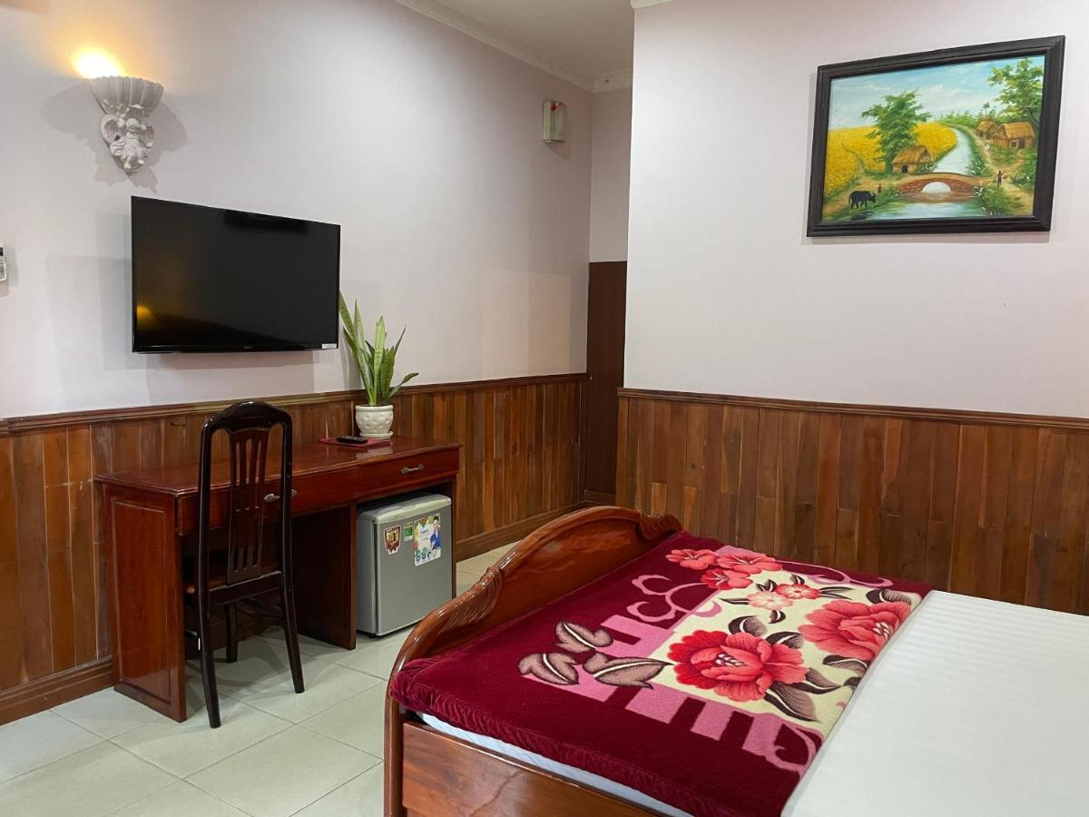 Song Tra Hotel Thu Dau Mot Extérieur photo