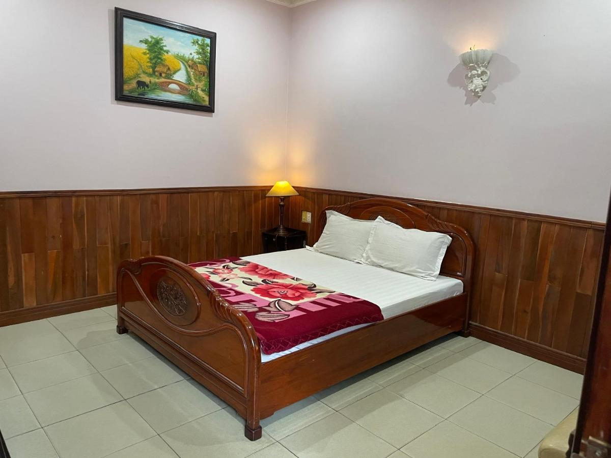 Song Tra Hotel Thu Dau Mot Extérieur photo